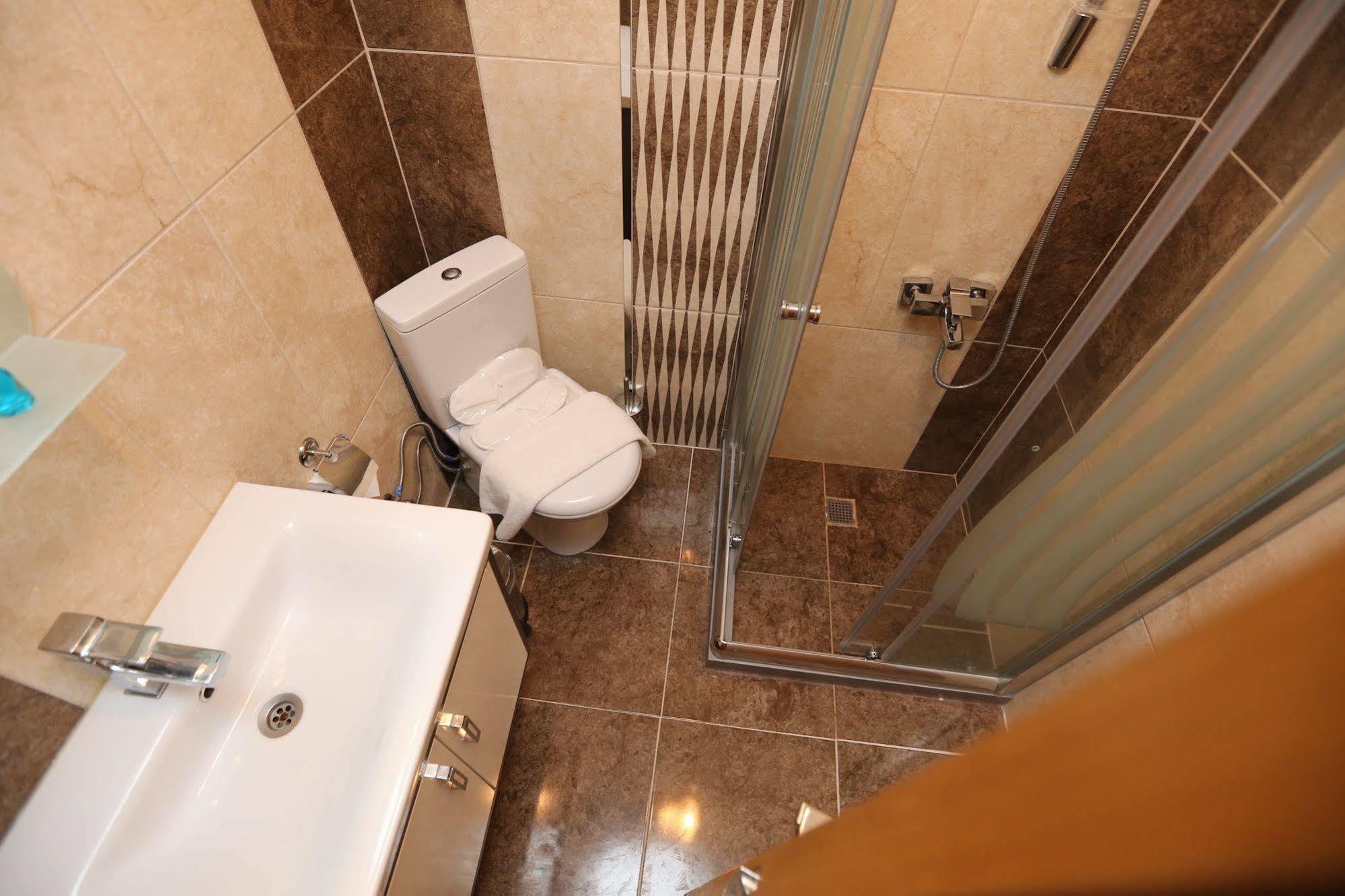 Camelot Apartment Istanbul Eksteriør bilde