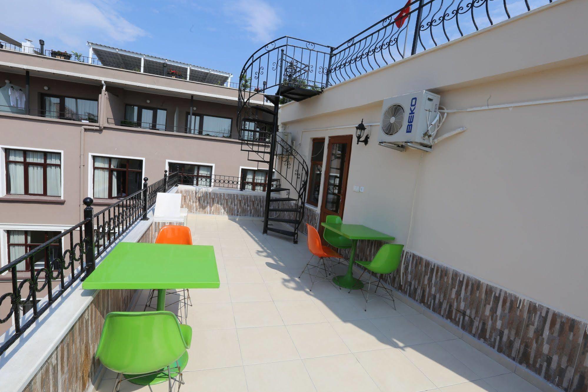 Camelot Apartment Istanbul Eksteriør bilde